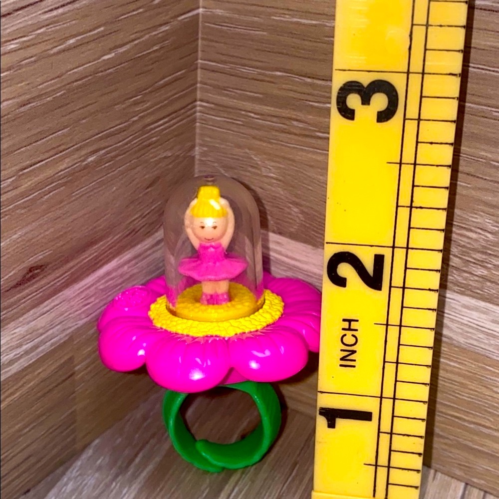 Polly Pocket vintage bluebird toys Pink and Green Lotus Doll Platform spin ring - Picture 4 of 5